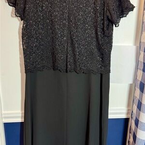 CATO - Black Lace Maxi Dress - Size 16 - VGUC